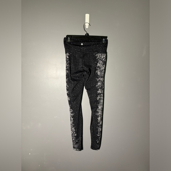 Lululemon Wunder Under Hi-Rise Tight 28” Womens Size 6 - Picture 3 of 5